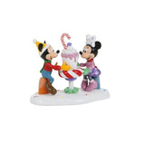 Mickey and Minnie Share a Cocoa - Cocoa With a Cutie!