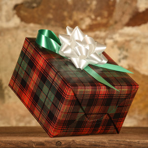 Complimentary Gift Wrap: Classic Plaid