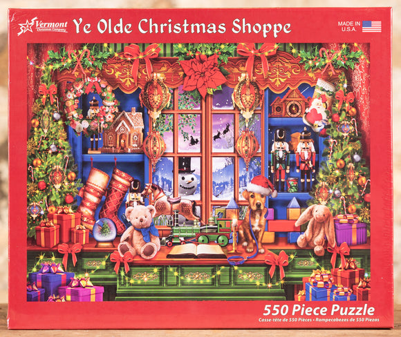 Ye Olde Christmas Shoppe - 550 Piece Puzzle